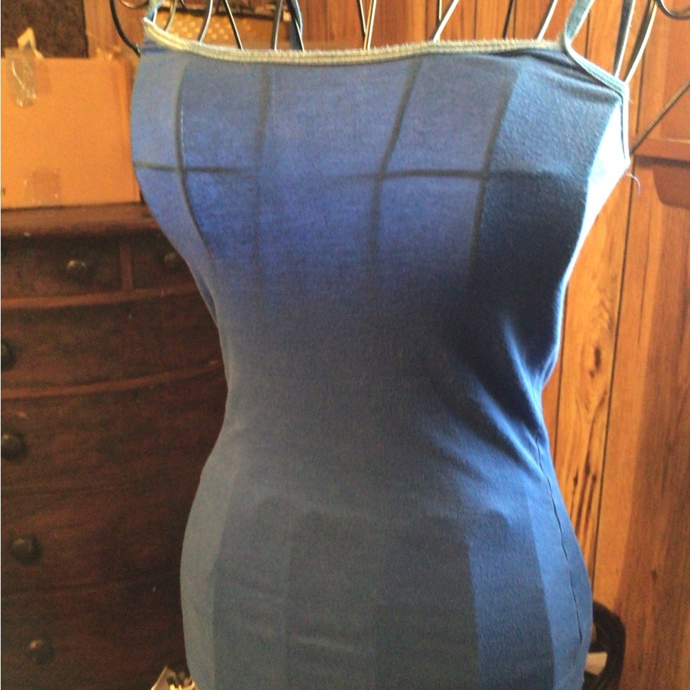 Gildan Blue Sleeveless shirt